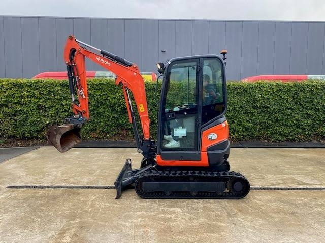 Kubota U 27-4 - Miniescavatore: foto 1 Kubota U 27-4 - Miniescavatore: foto 1