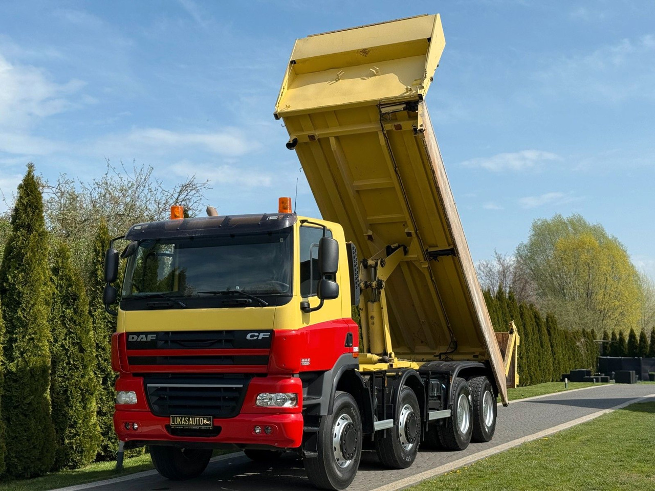 DAF CF 85.410 TIPPER HYDROBOARD - Autocarro ribaltabile: foto 1 DAF CF 85.410 TIPPER HYDROBOARD - Autocarro ribaltabile: foto 1