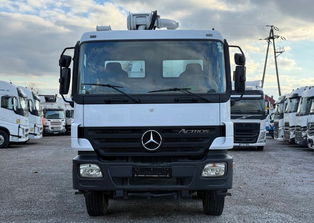 Mercedes-Benz ACTROS 3241 8X4 CIFA24 7m3 - Betonpompa: foto 2 Mercedes-Benz ACTROS 3241 8X4 CIFA24 7m3 - Betonpompa: foto 2