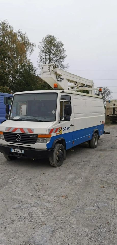 Mercedes-Benz VARIO 815D 17 M - Piattaforma autocarrata: foto 1 Mercedes-Benz VARIO 815D 17 M - Piattaforma autocarrata: foto 1