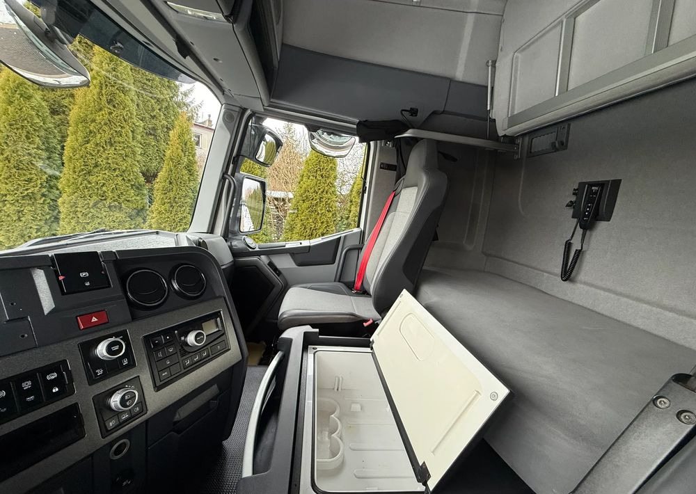 Trattore stradale Renault T 480 PARK COOL: foto 10