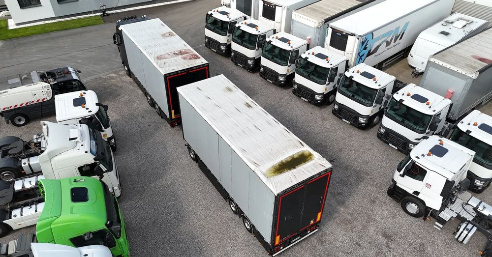 Volvo FH16 660 HP TANDEM 6x2 LIMITED EDITION - Autocarro furgonato: foto 4 Volvo FH16 660 HP TANDEM 6x2 LIMITED EDITION - Autocarro furgonato: foto 4