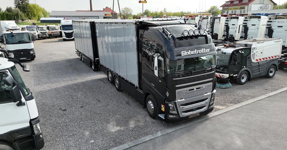 Volvo FH16 660 HP TANDEM 6x2 LIMITED EDITION - Autocarro furgonato: foto 1 Volvo FH16 660 HP TANDEM 6x2 LIMITED EDITION - Autocarro furgonato: foto 1