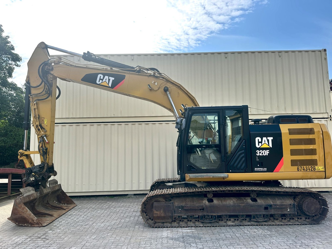 CAT 320FL / 2017 BJ / 9.933 H / Deutsche Maschine - Escavatore cingolato: foto 2 CAT 320FL / 2017 BJ / 9.933 H / Deutsche Maschine - Escavatore cingolato: foto 2