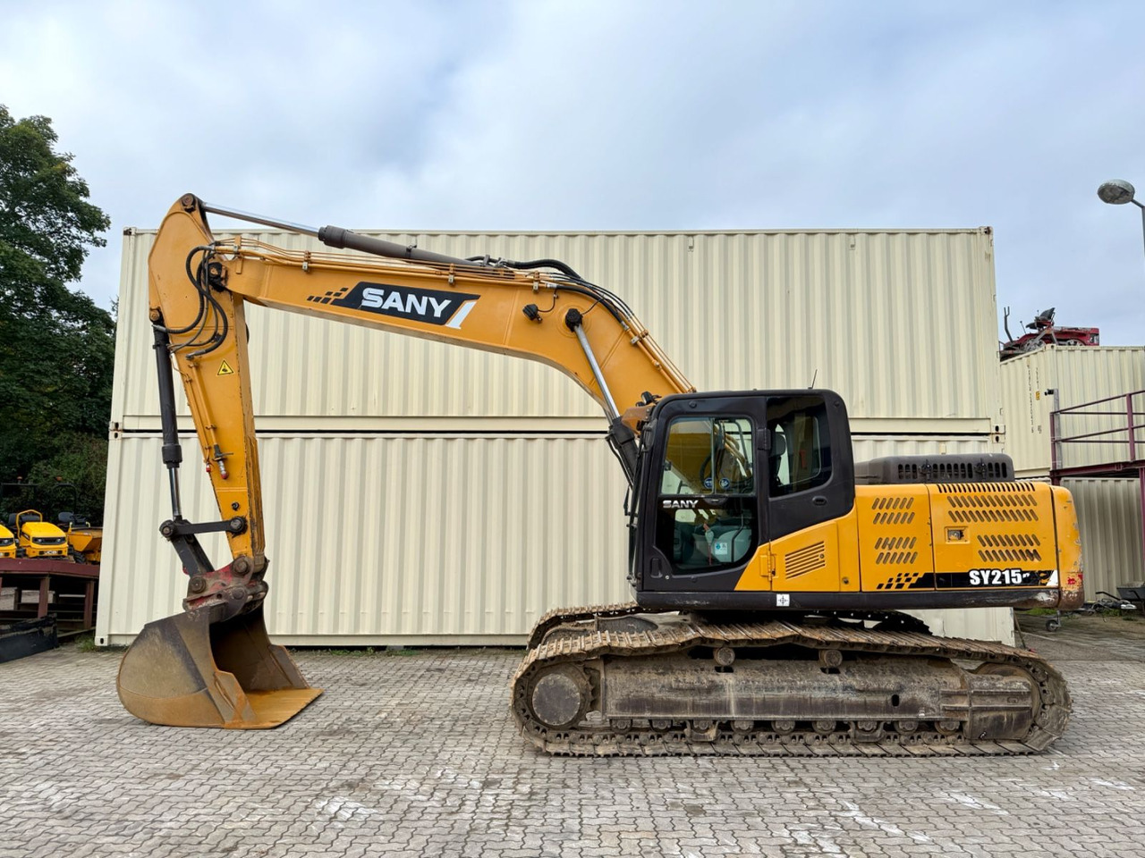 Sany SY215C / 2015 BJ / 5.854 H / MS21 / 1. Hand - Escavatore cingolato: foto 2 Sany SY215C / 2015 BJ / 5.854 H / MS21 / 1. Hand - Escavatore cingolato: foto 2