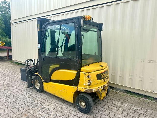 Yale ERP30VL / Seitenschieber + Zinkenverstellung - Carrello elevatore elettrico: foto 3 Yale ERP30VL / Seitenschieber + Zinkenverstellung - Carrello elevatore elettrico: foto 3
