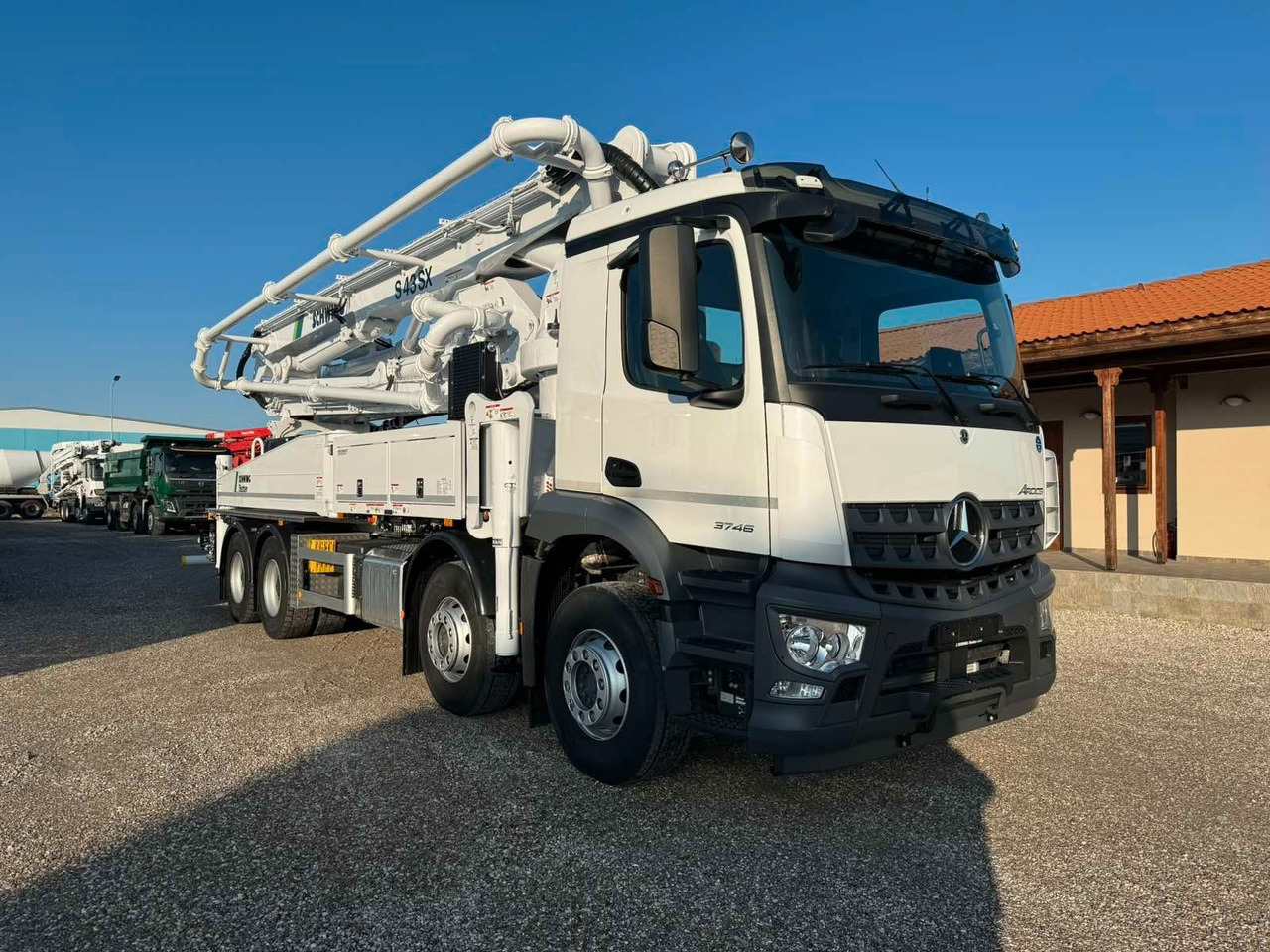 Mercedes-Benz AROCS 3746 SCHWING S43SX III - Pompa autocarrata: foto 1 Mercedes-Benz AROCS 3746 SCHWING S43SX III - Pompa autocarrata: foto 1