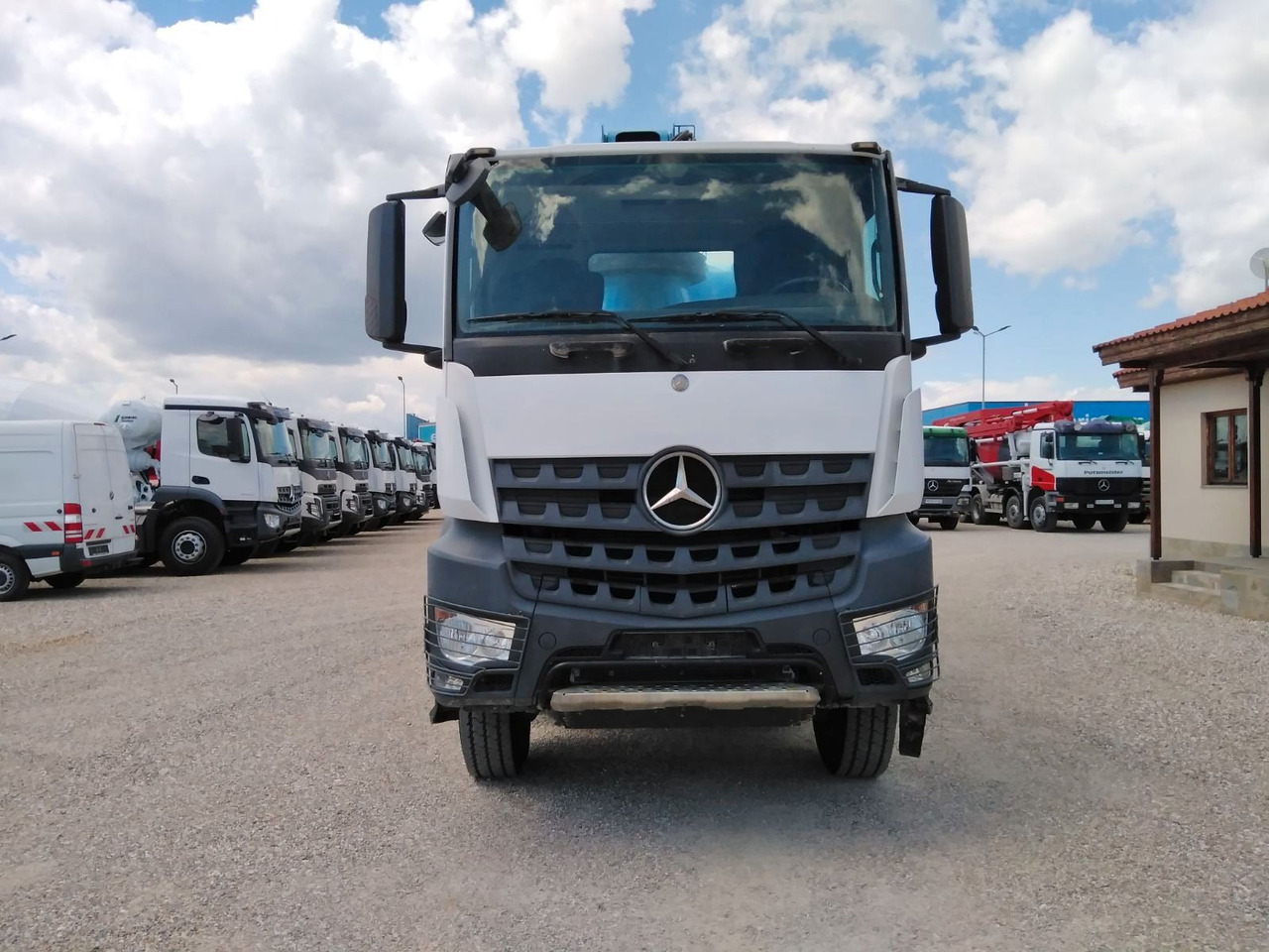 Mercedes-Benz AROCS 4140 CIFA MAGNUM MK28.4L 8X6 - Pompa autocarrata: foto 2 Mercedes-Benz AROCS 4140 CIFA MAGNUM MK28.4L 8X6 - Pompa autocarrata: foto 2