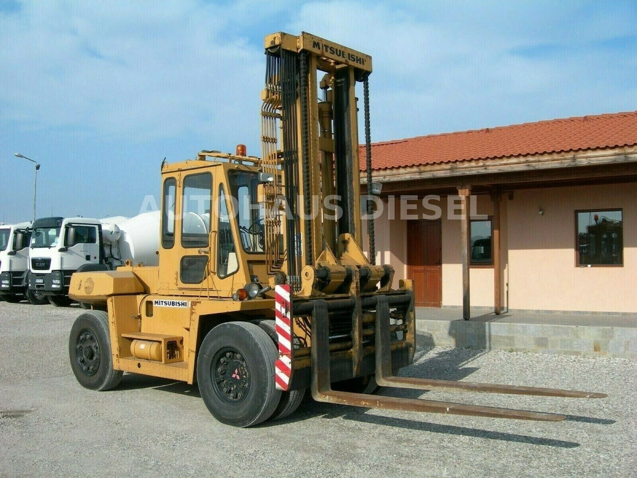 Mitsubishi FD 135 - Carrello elevatore diesel: foto 1 Mitsubishi FD 135 - Carrello elevatore diesel: foto 1