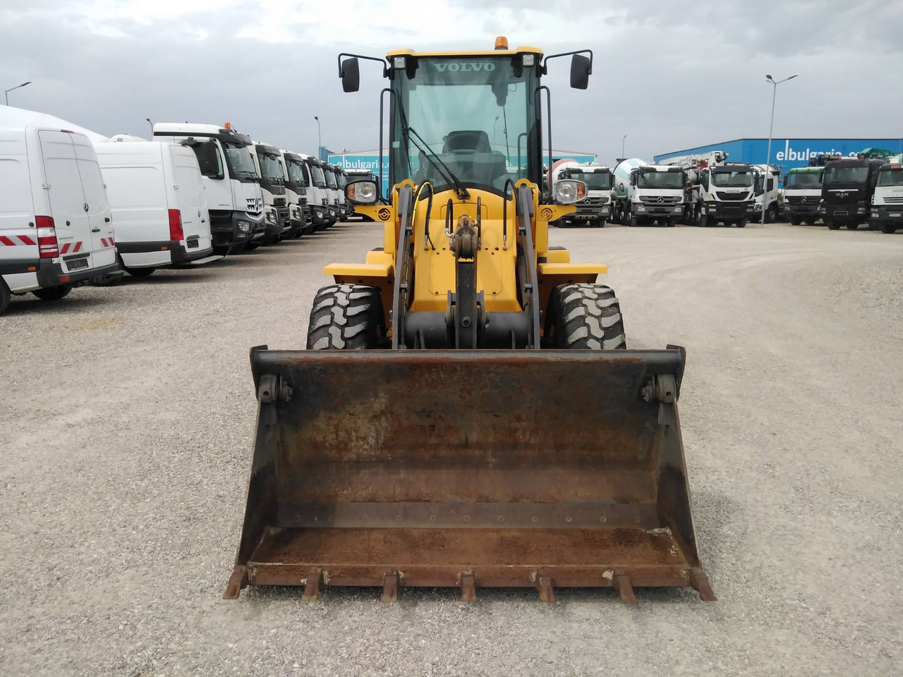 VOLVO L30G - Pala gommata: foto 2 VOLVO L30G - Pala gommata: foto 2