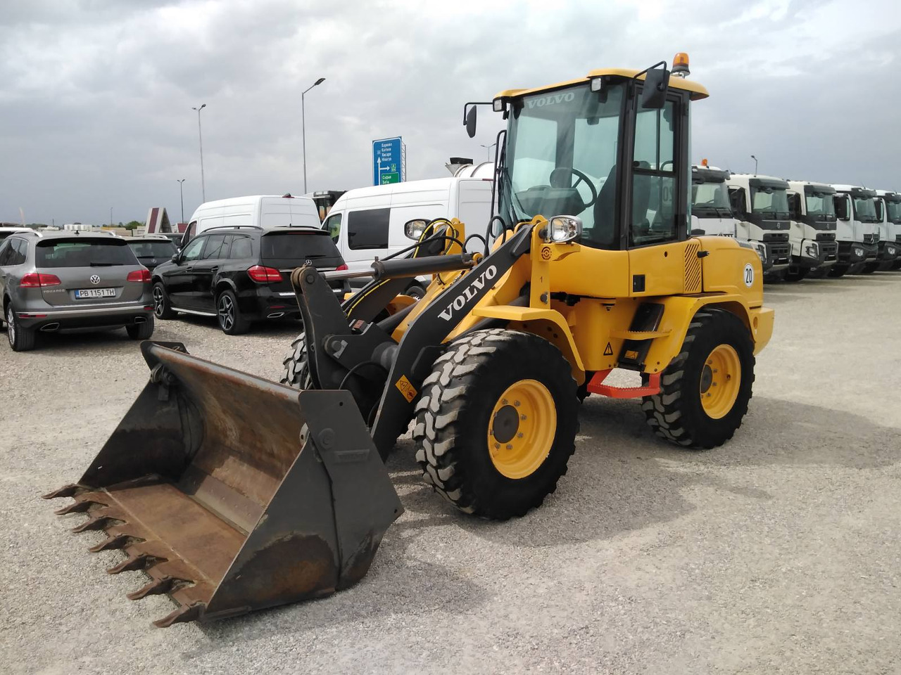 VOLVO L30G - Pala gommata: foto 3 VOLVO L30G - Pala gommata: foto 3