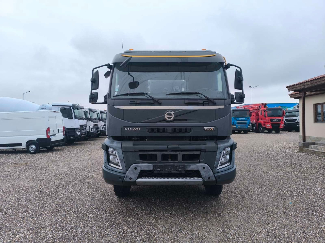Volvo FMX 410 LIEBHERR 9M3 EURO6 - Autobetoniera: foto 2 Volvo FMX 410 LIEBHERR 9M3 EURO6 - Autobetoniera: foto 2