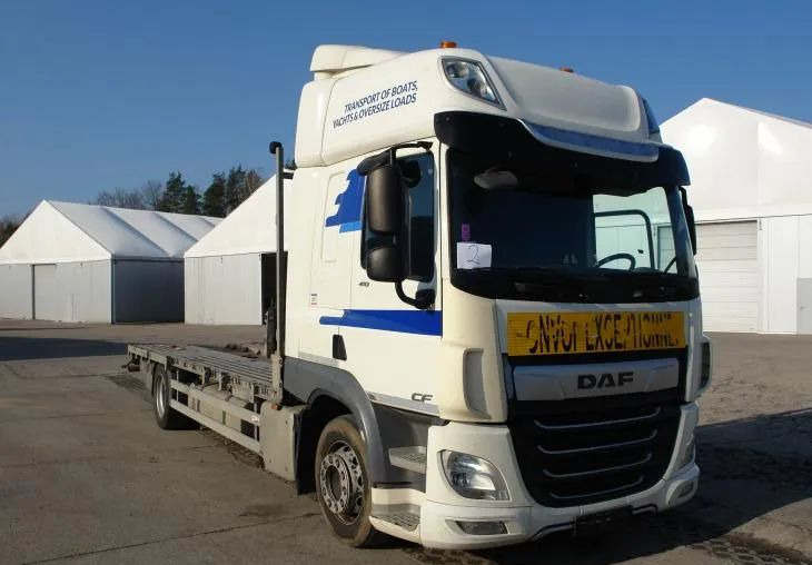 DAF CF 410 EURO 6 Laweta - Platforma super stan - Autocarro con pianale/ Cassone fisso: foto 4 DAF CF 410 EURO 6 Laweta - Platforma super stan - Autocarro con pianale/ Cassone fisso: foto 4