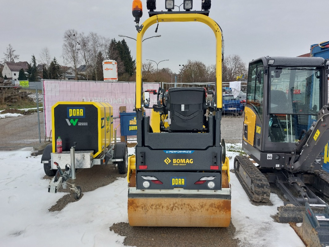 Leasing di BOMAG DE BW 120 ADe-5 BOMAG DE BW 120 ADe-5: foto 10