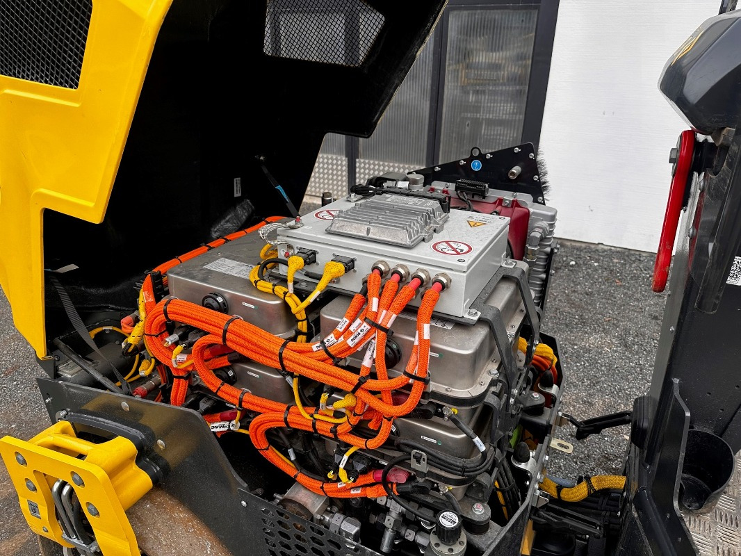 BOMAG DE BW 120 ADe-5 - Rullo: foto 5 BOMAG DE BW 120 ADe-5 - Rullo: foto 5