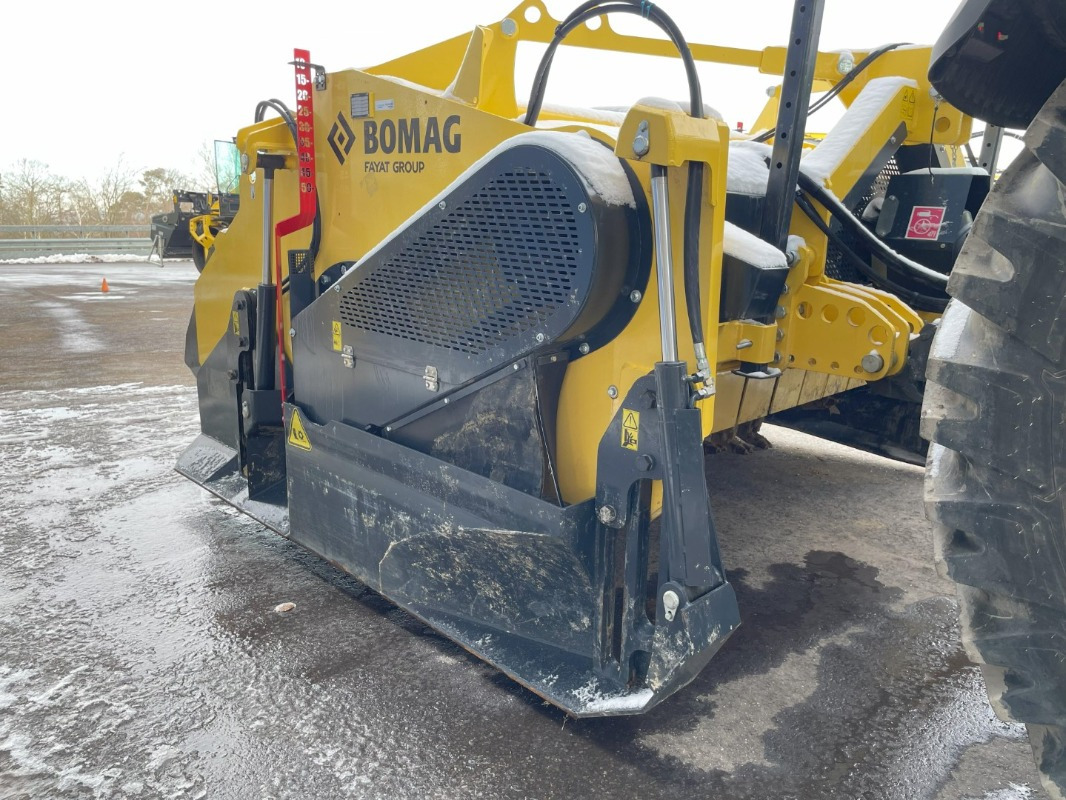 BOMAG DE RS 300 - Asfaltatrice: foto 4 BOMAG DE RS 300 - Asfaltatrice: foto 4