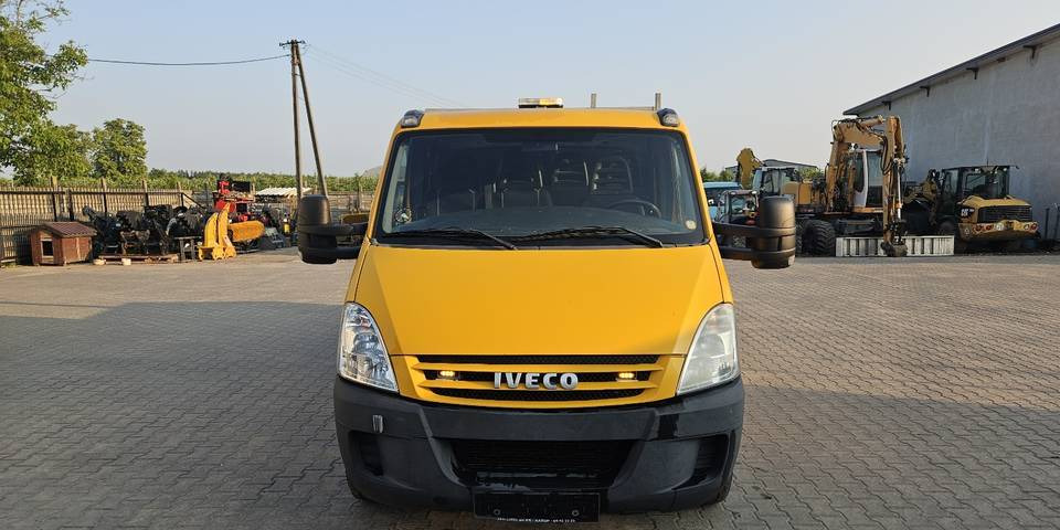 Iveco Daily 35S14 HDS 830 kg doka dubel brygadówka - Furgone con cassone fisso: foto 3 Iveco Daily 35S14 HDS 830 kg doka dubel brygadówka - Furgone con cassone fisso: foto 3