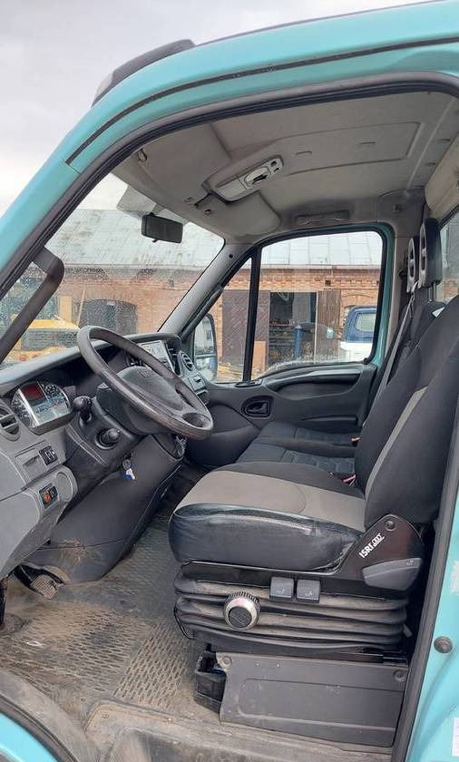 Furgone con cassone fisso Iveco Daily 65C17 silnik 3.0 skrzynia automat: foto 10
