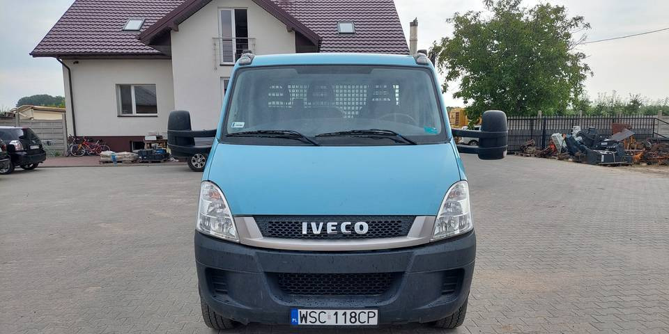 Furgone con cassone fisso Iveco Daily 65C17 silnik 3.0 skrzynia automat: foto 8