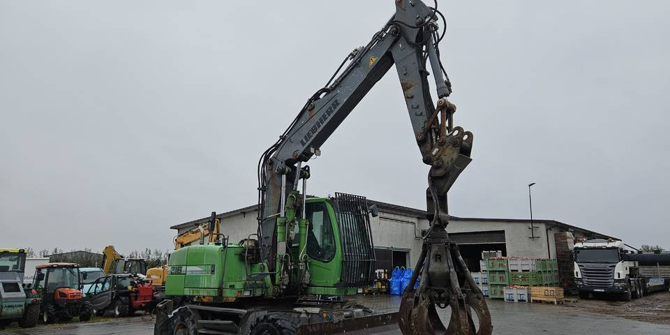 Koparka kołowa Liebherr A 316 Litronic chwytak podpory pług - Escavatore gommato: foto 3 Koparka kołowa Liebherr A 316 Litronic chwytak podpory pług - Escavatore gommato: foto 3