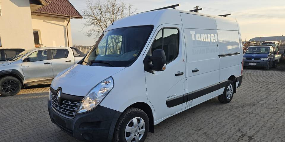 Renault Master 135 klima 2x drzwi przesuwne 113 tys km L2H2 - Furgone chiuso: foto 3 Renault Master 135 klima 2x drzwi przesuwne 113 tys km L2H2 - Furgone chiuso: foto 3
