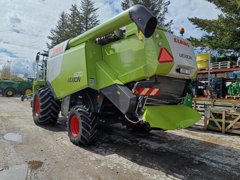 Claas Lexion 670 V750 - Mietitrebbia: foto 3 Claas Lexion 670 V750 - Mietitrebbia: foto 3