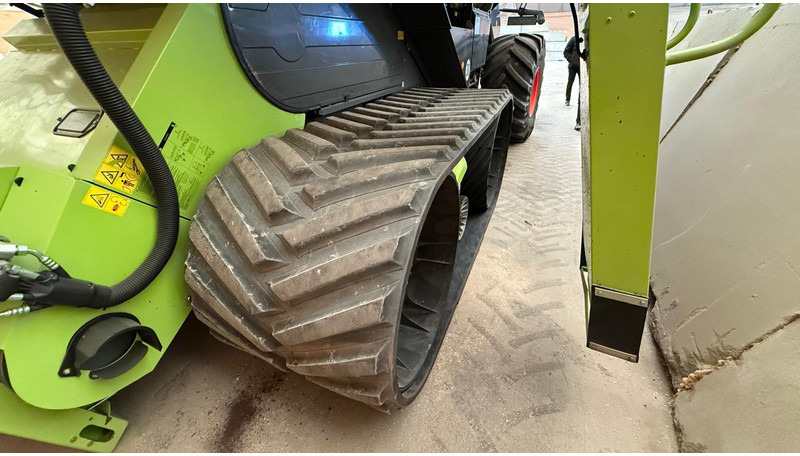 Claas Lexion 770 TT Vario 1080 - Mietitrebbia: foto 4 Claas Lexion 770 TT Vario 1080 - Mietitrebbia: foto 4