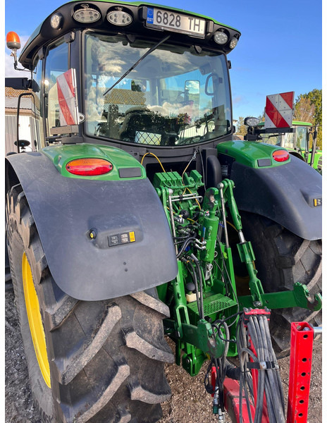 John Deere 6215R Autopowr - Trattore: foto 4 John Deere 6215R Autopowr - Trattore: foto 4