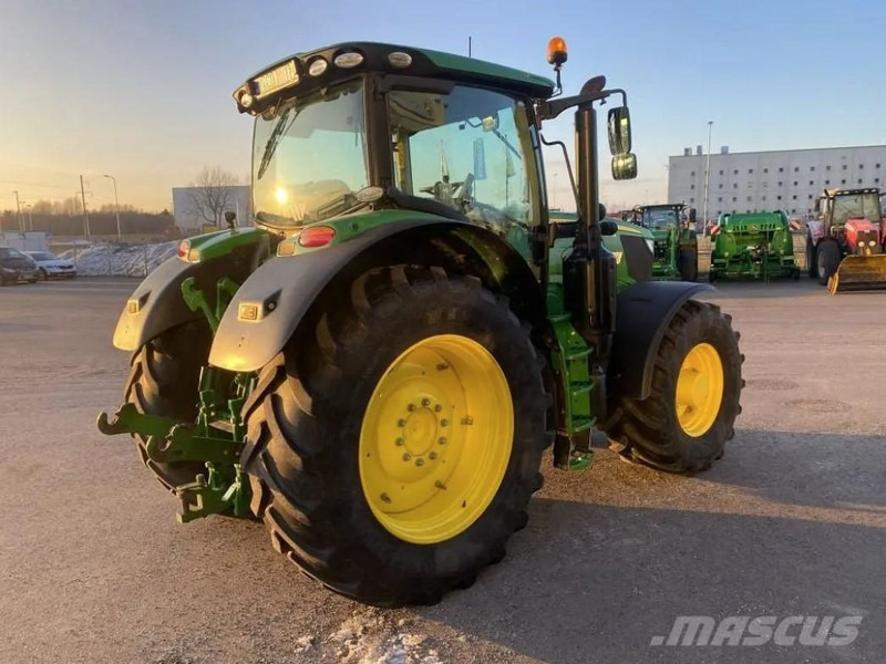 John Deere 6215R - Trattore: foto 3 John Deere 6215R - Trattore: foto 3
