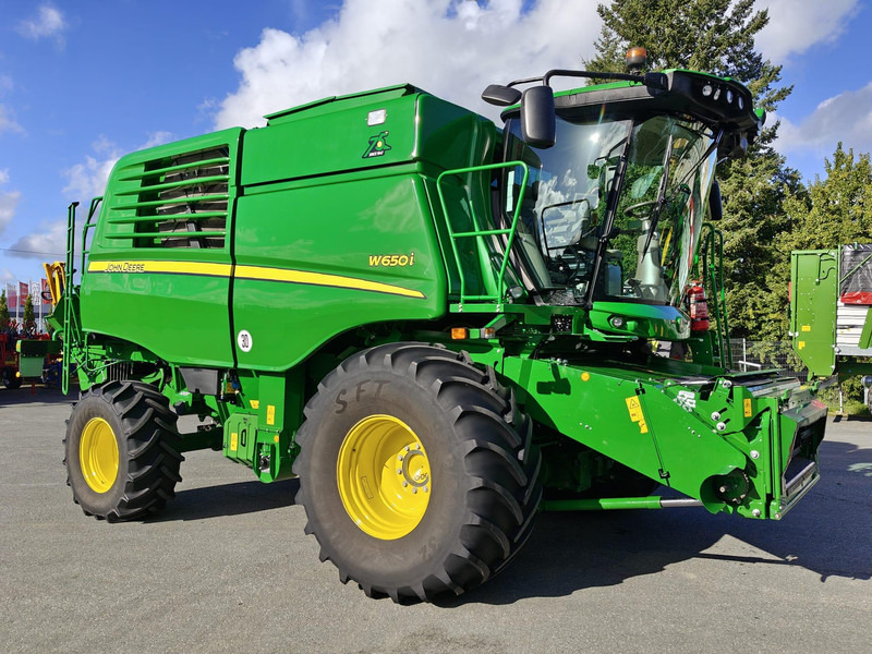 John Deere W650 i 722X - Mietitrebbia: foto 1 John Deere W650 i 722X - Mietitrebbia: foto 1