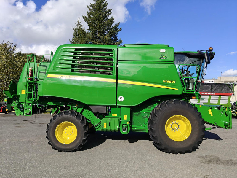John Deere W650 i 722X - Mietitrebbia: foto 3 John Deere W650 i 722X - Mietitrebbia: foto 3