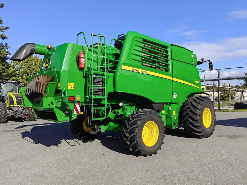 John Deere W650 i 722X - Mietitrebbia: foto 4 John Deere W650 i 722X - Mietitrebbia: foto 4