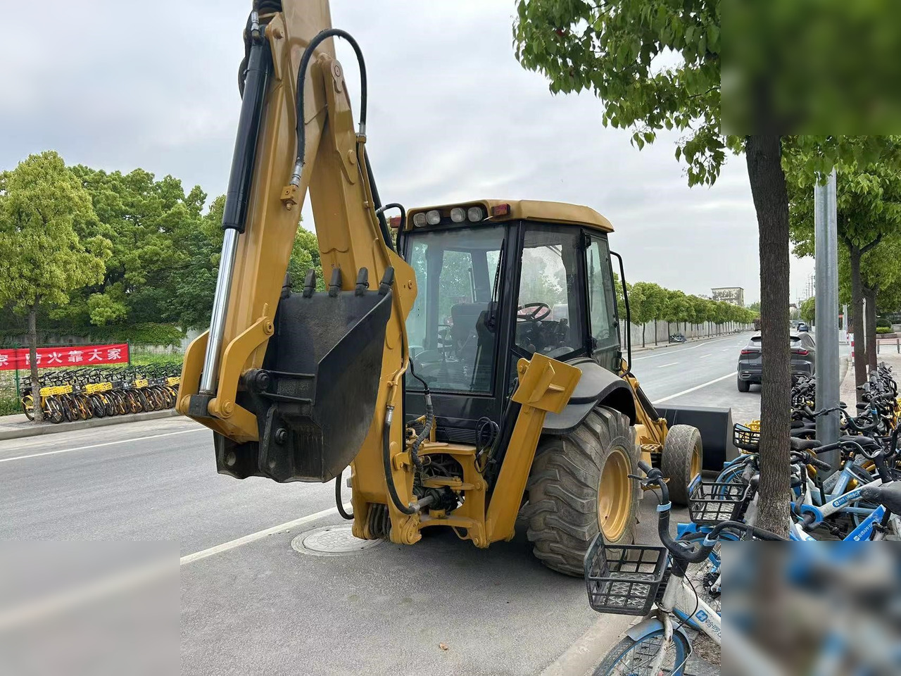 CASE 580 - Terna: foto 4 CASE 580 - Terna: foto 4