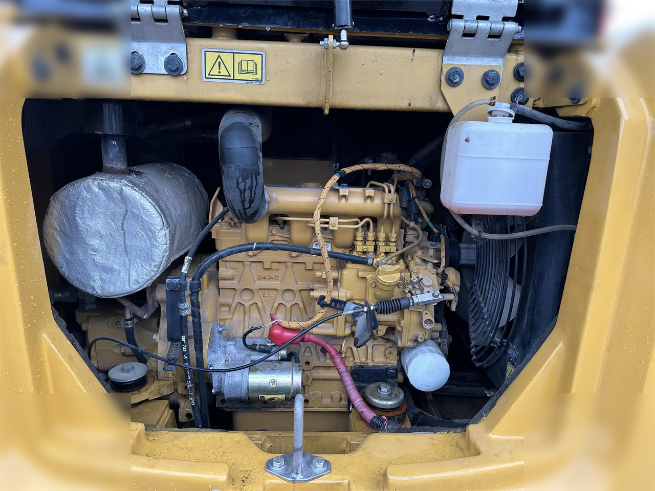 CATERPILLAR 305.5E2 CR - Miniescavatore: foto 5 CATERPILLAR 305.5E2 CR - Miniescavatore: foto 5