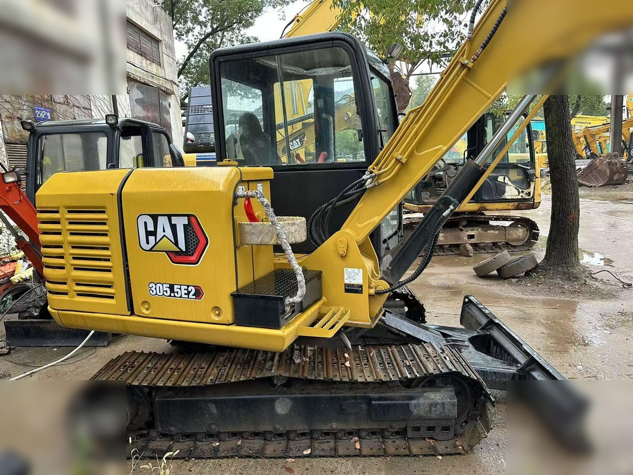 CATERPILLAR 305.5E2 - Miniescavatore: foto 4 CATERPILLAR 305.5E2 - Miniescavatore: foto 4