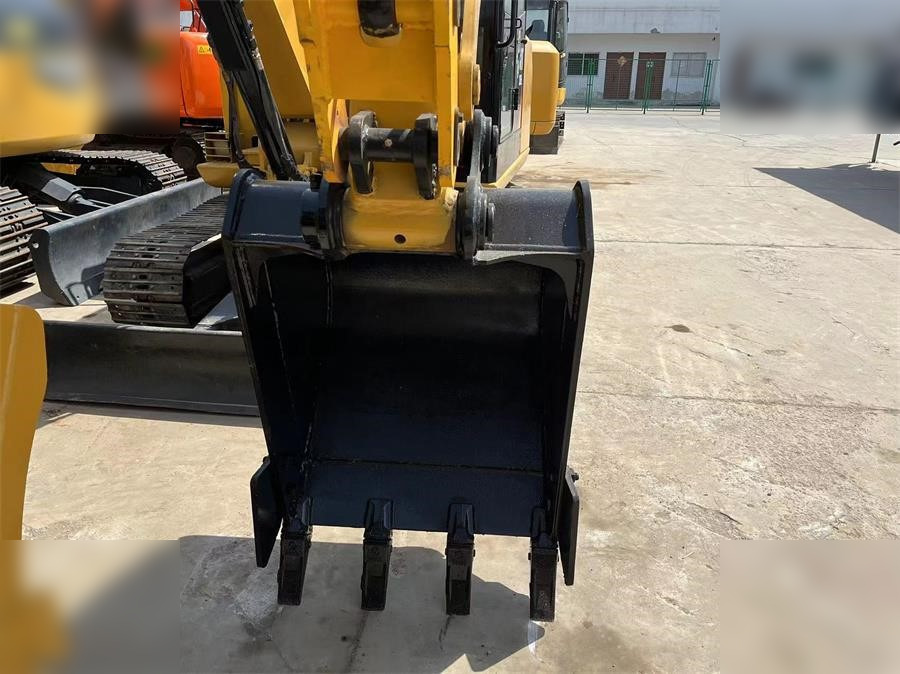 CATERPILLAR 307D - Escavatore cingolato: foto 3 CATERPILLAR 307D - Escavatore cingolato: foto 3