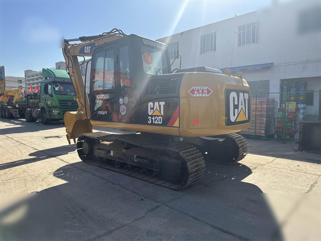 CATERPILLAR 312D - Escavatore cingolato: foto 2 CATERPILLAR 312D - Escavatore cingolato: foto 2