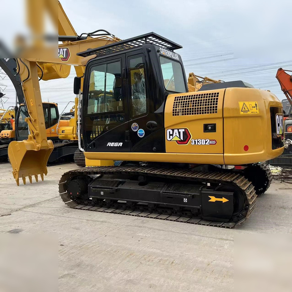 CATERPILLAR 313D2 GC - Escavatore cingolato: foto 1 CATERPILLAR 313D2 GC - Escavatore cingolato: foto 1