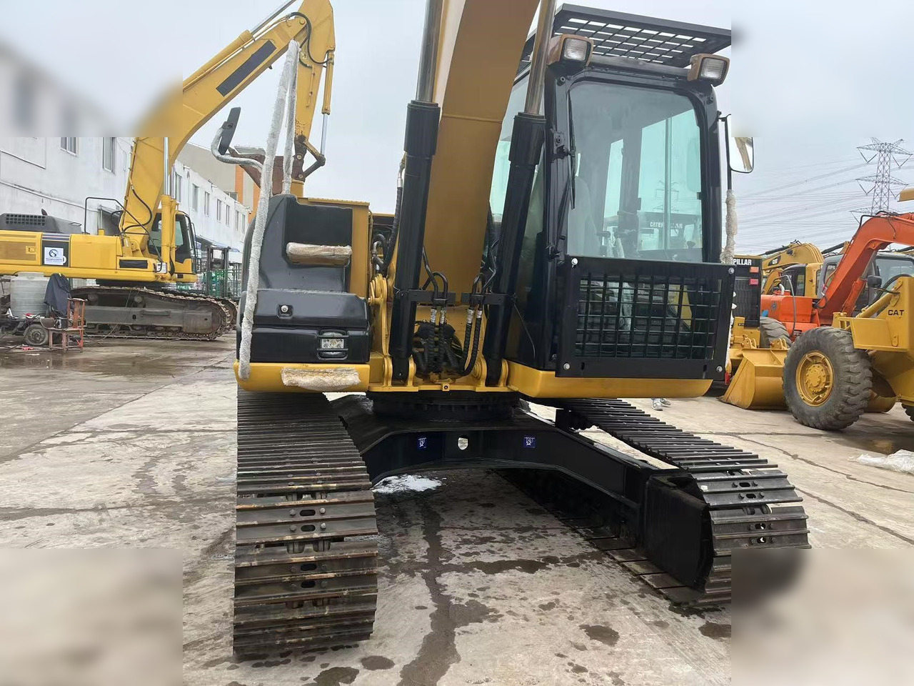 CATERPILLAR 313D2 GC - Escavatore cingolato: foto 4 CATERPILLAR 313D2 GC - Escavatore cingolato: foto 4