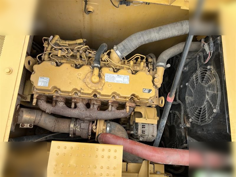 Escavatore cingolato CATERPILLAR 320: foto 9 Escavatore cingolato CATERPILLAR 320: foto 9