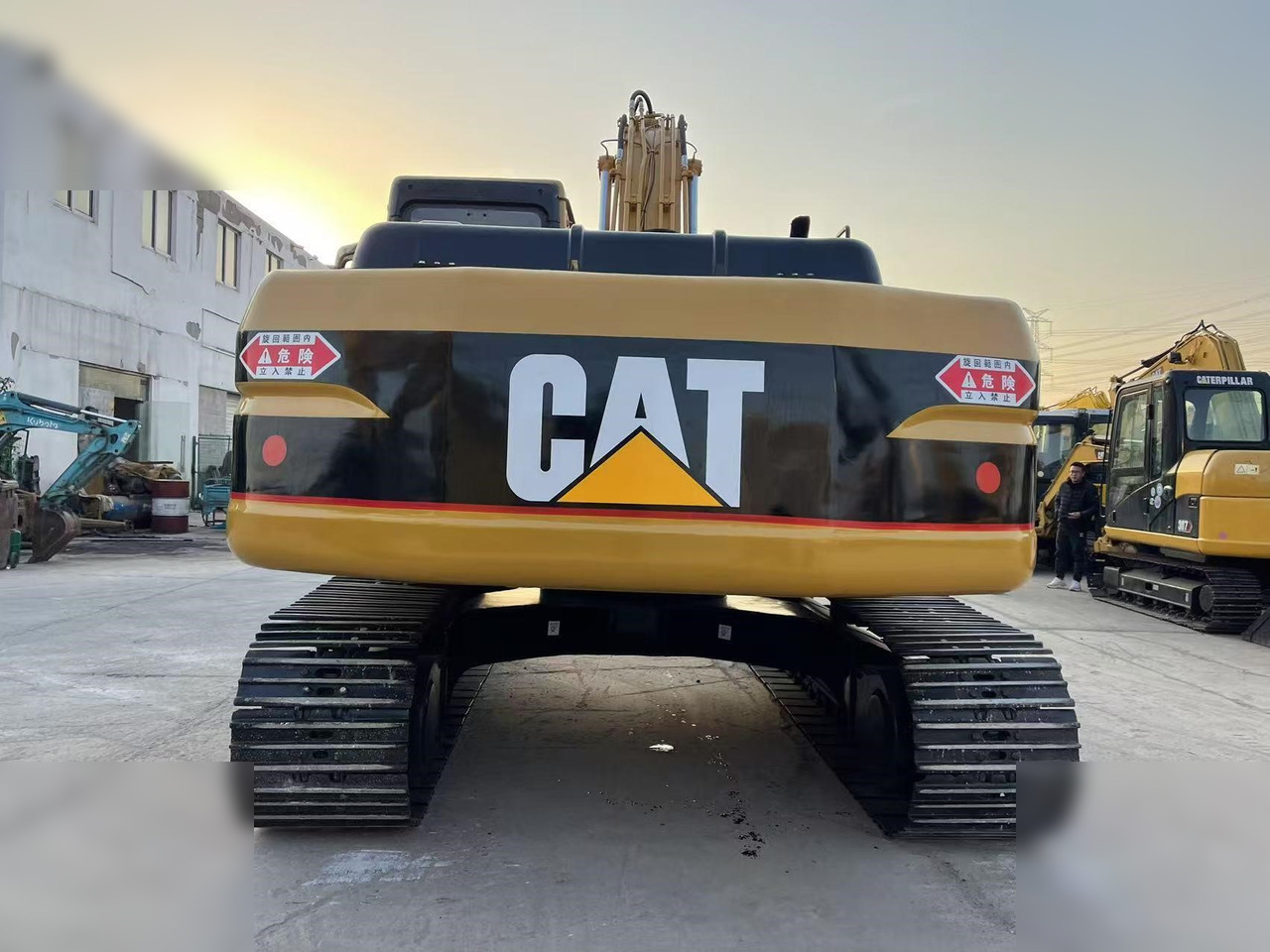 CATERPILLAR 320BL - Escavatore cingolato: foto 4 CATERPILLAR 320BL - Escavatore cingolato: foto 4