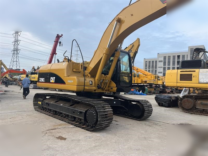 CATERPILLAR 320CL - Escavatore cingolato: foto 3 CATERPILLAR 320CL - Escavatore cingolato: foto 3