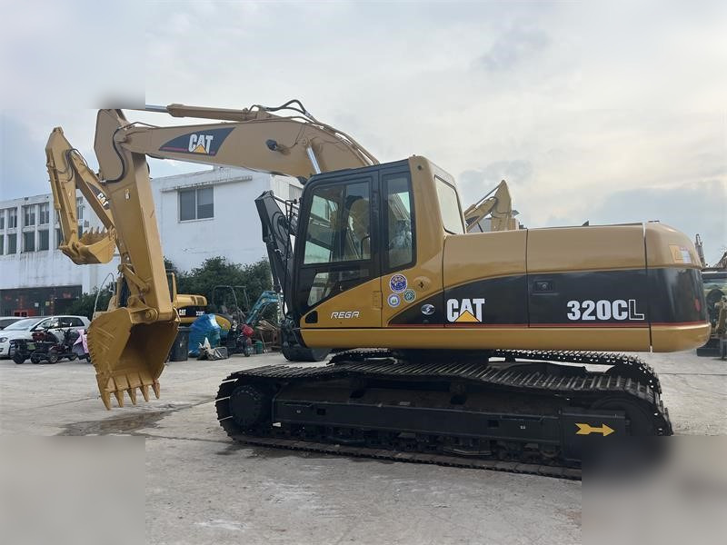 CATERPILLAR 320CL - Escavatore cingolato: foto 1 CATERPILLAR 320CL - Escavatore cingolato: foto 1