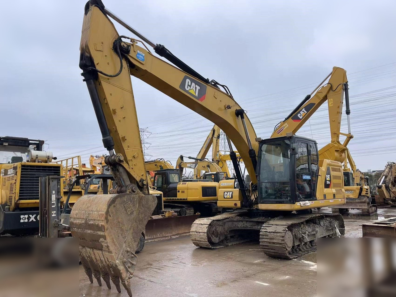 CATERPILLAR 320GC - Escavatore cingolato: foto 2 CATERPILLAR 320GC - Escavatore cingolato: foto 2