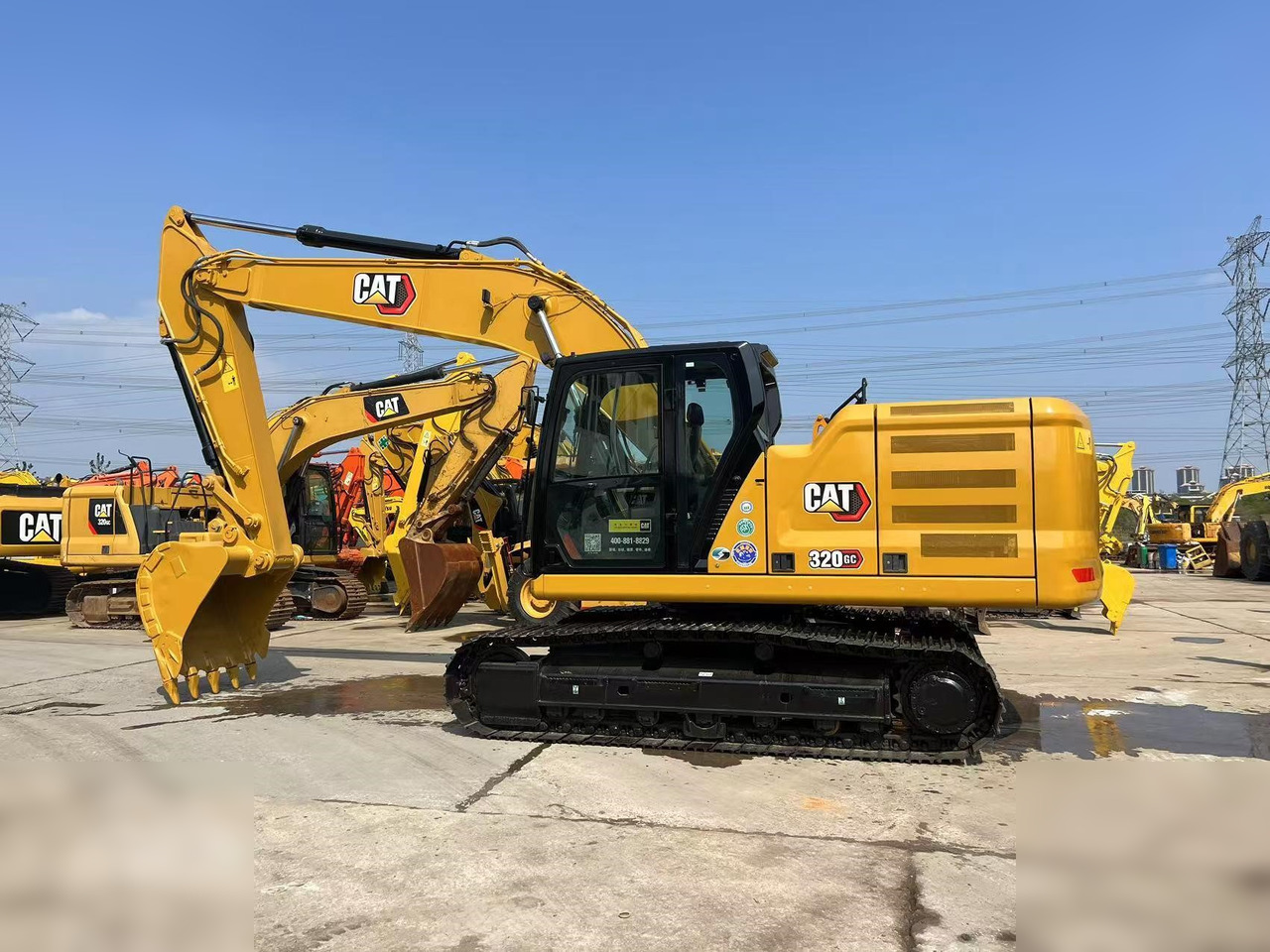 CATERPILLAR 320GC - Escavatore cingolato: foto 1 CATERPILLAR 320GC - Escavatore cingolato: foto 1