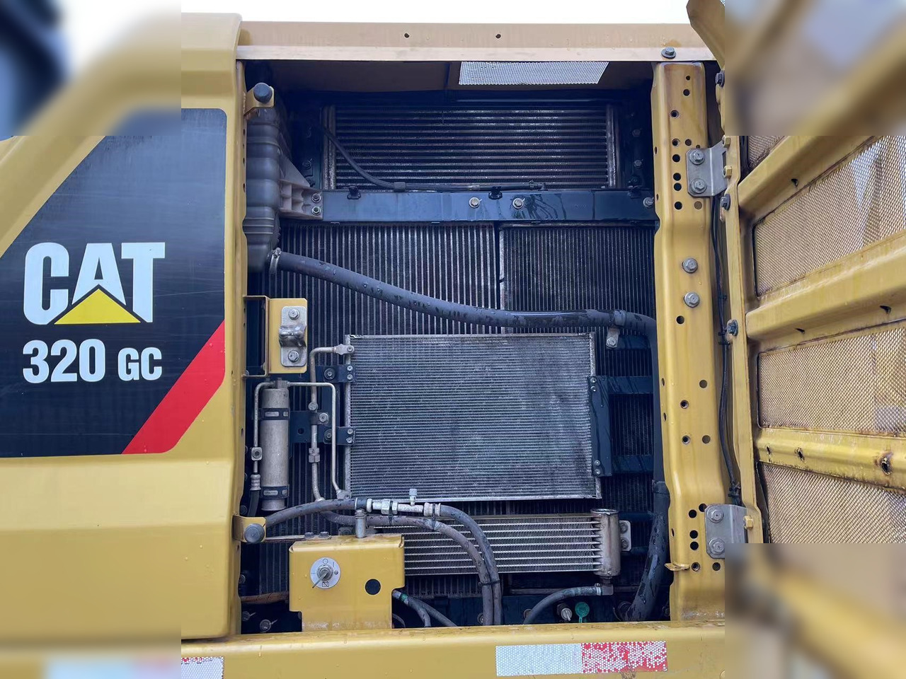 CATERPILLAR 320GC - Escavatore cingolato: foto 5 CATERPILLAR 320GC - Escavatore cingolato: foto 5