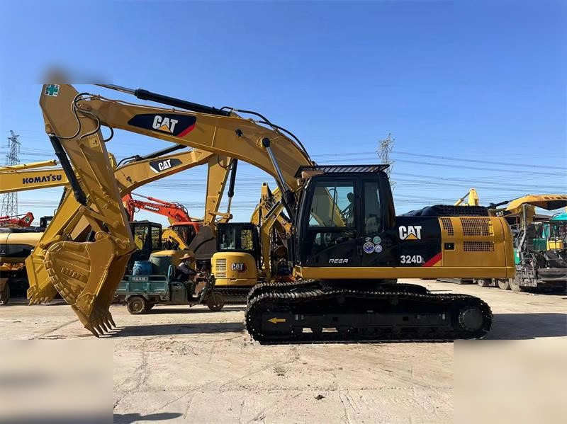 CATERPILLAR 324DL - Escavatore cingolato: foto 2 CATERPILLAR 324DL - Escavatore cingolato: foto 2