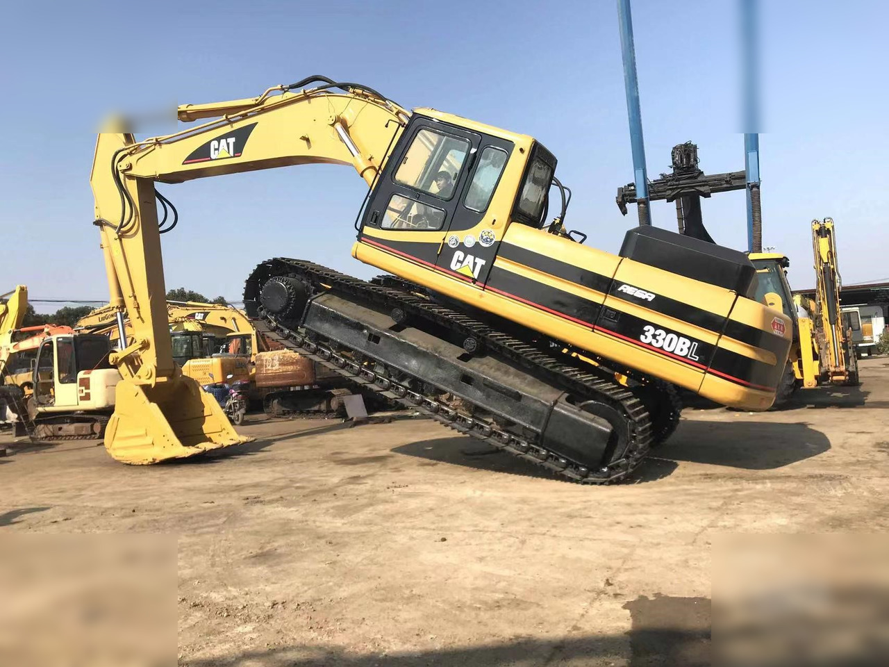 CATERPILLAR 330BL - Escavatore cingolato: foto 4 CATERPILLAR 330BL - Escavatore cingolato: foto 4