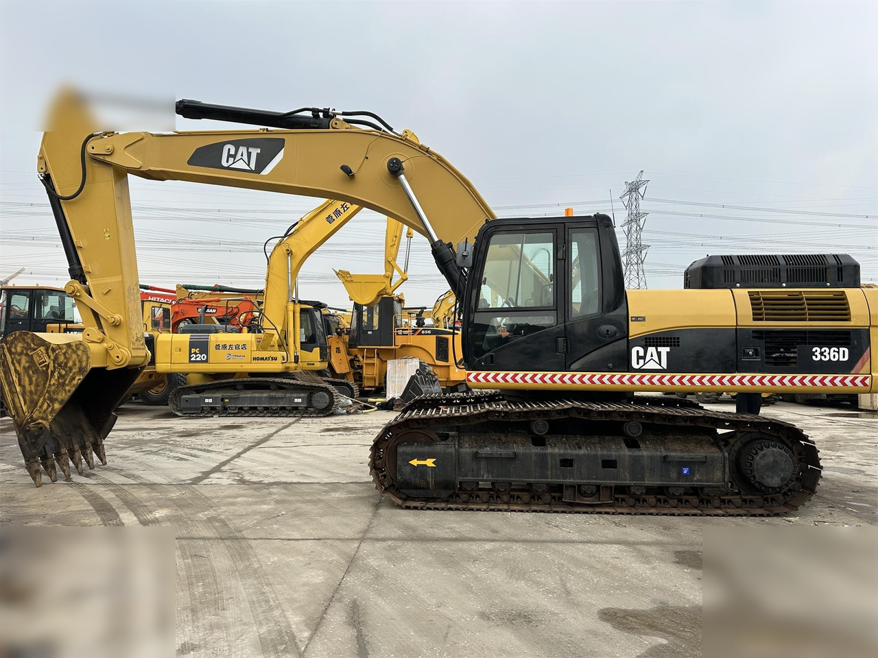 CATERPILLAR 336D - Escavatore cingolato: foto 2 CATERPILLAR 336D - Escavatore cingolato: foto 2