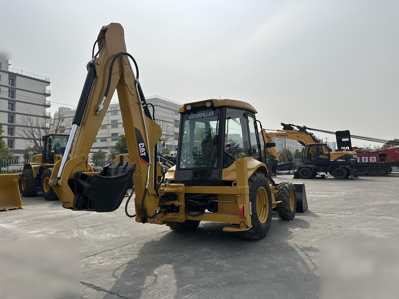 CATERPILLAR 420F - Terna: foto 4 CATERPILLAR 420F - Terna: foto 4